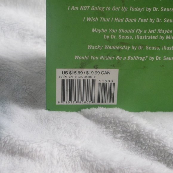 2 Books - Big Book of Berenstein Books and Big Book of Dr.Seuss Books - Picture 3 of 5